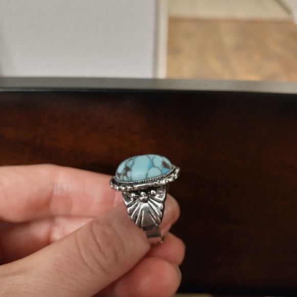 Bisbee turquoise fashion ring - Picture 6 of 9